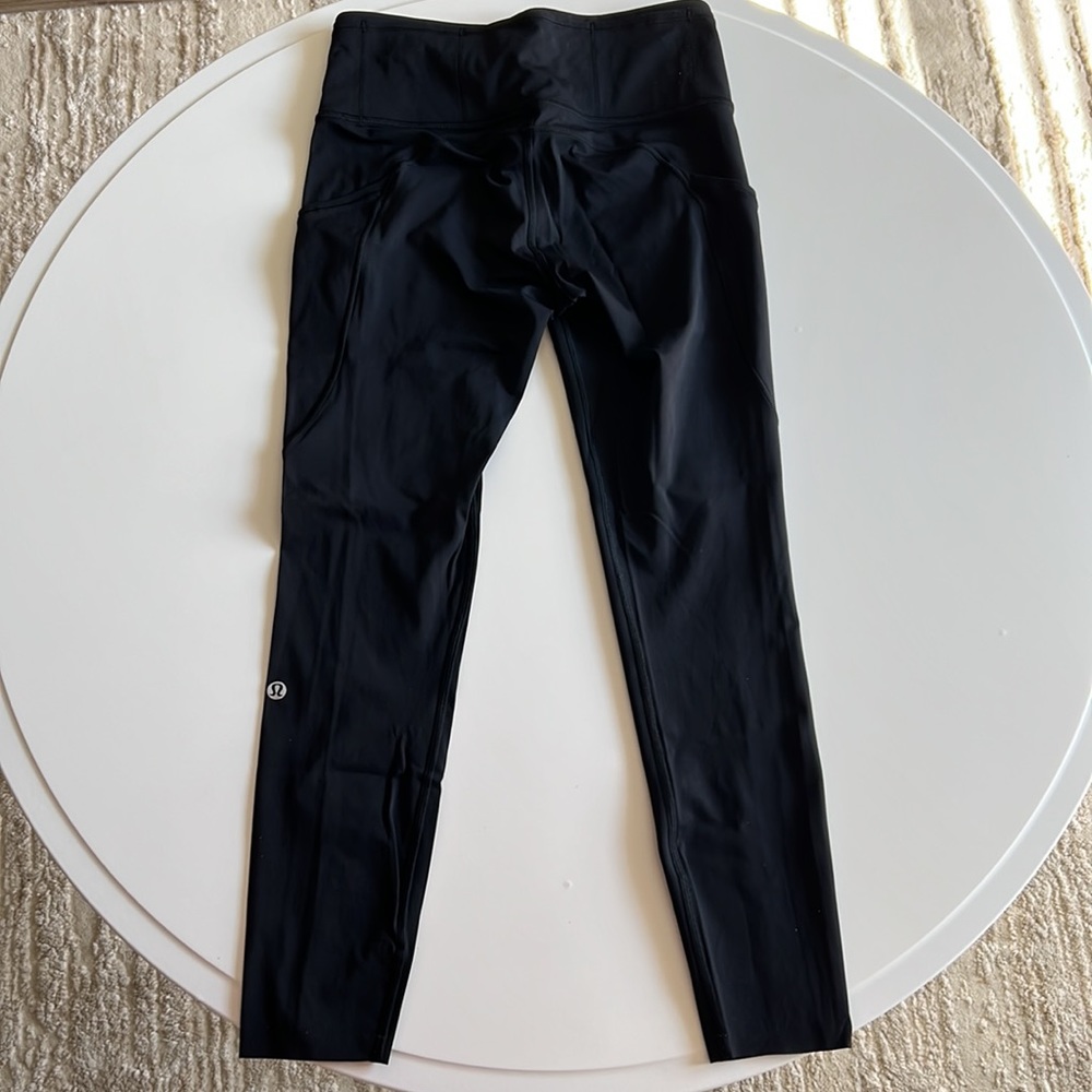 Black Lululemon Fast and Free 25” - Size 6 - Picture 2 of 2